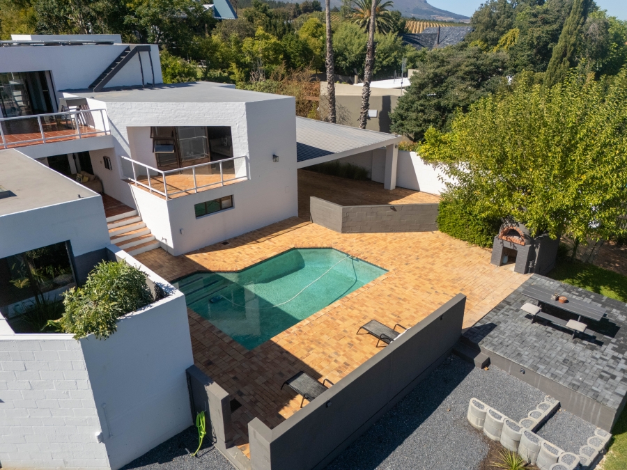 6 Bedroom Property for Sale in Brandwacht Western Cape